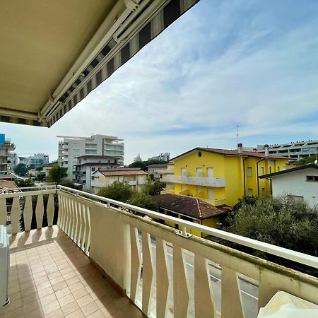 Appartamento Al Faro I Terracerelax&Parking Lignano Sabbiadoro Dış mekan fotoğraf